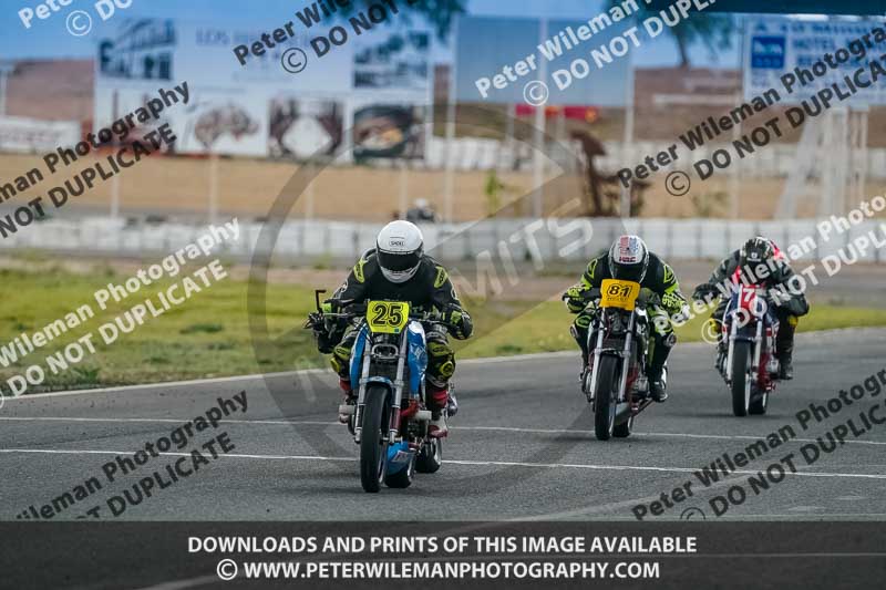 cadwell no limits trackday;cadwell park;cadwell park photographs;cadwell trackday photographs;enduro digital images;event digital images;eventdigitalimages;no limits trackdays;peter wileman photography;racing digital images;trackday digital images;trackday photos